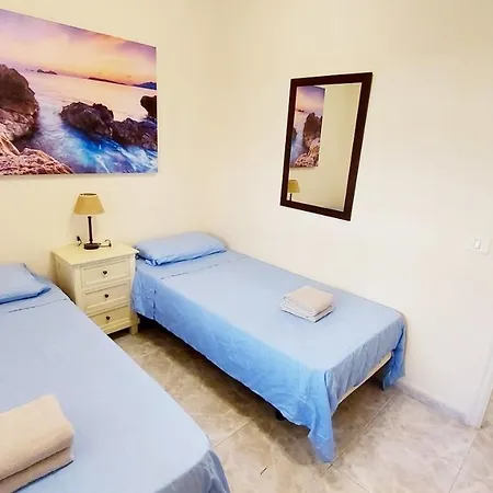 Centric 2 Bedrooms Near To The - By Tenerifehints Apartment El Medano (Tenerife)