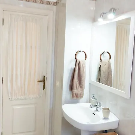 Apartment Centric 2 Bedrooms Near To The - By Tenerifehints